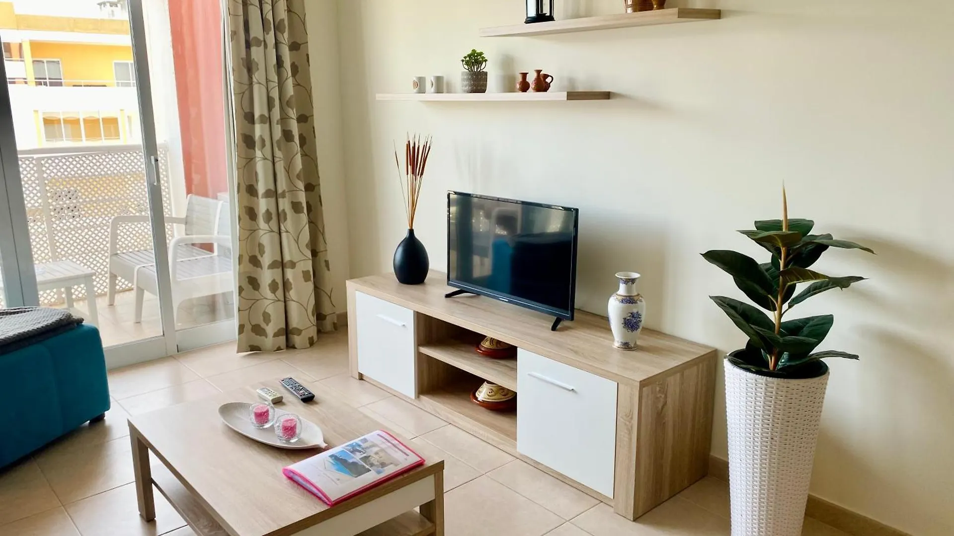Apartamento T1 Flamingo - Portimao - 1,5 Km Da Praia Πορτογαλία